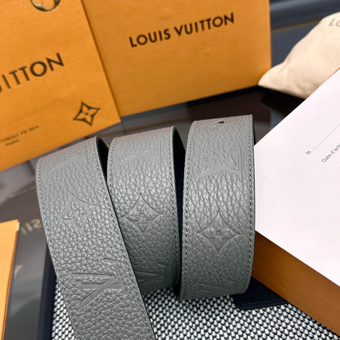 Louis Vuitton LV Taurillon 40mm Reversible Belt