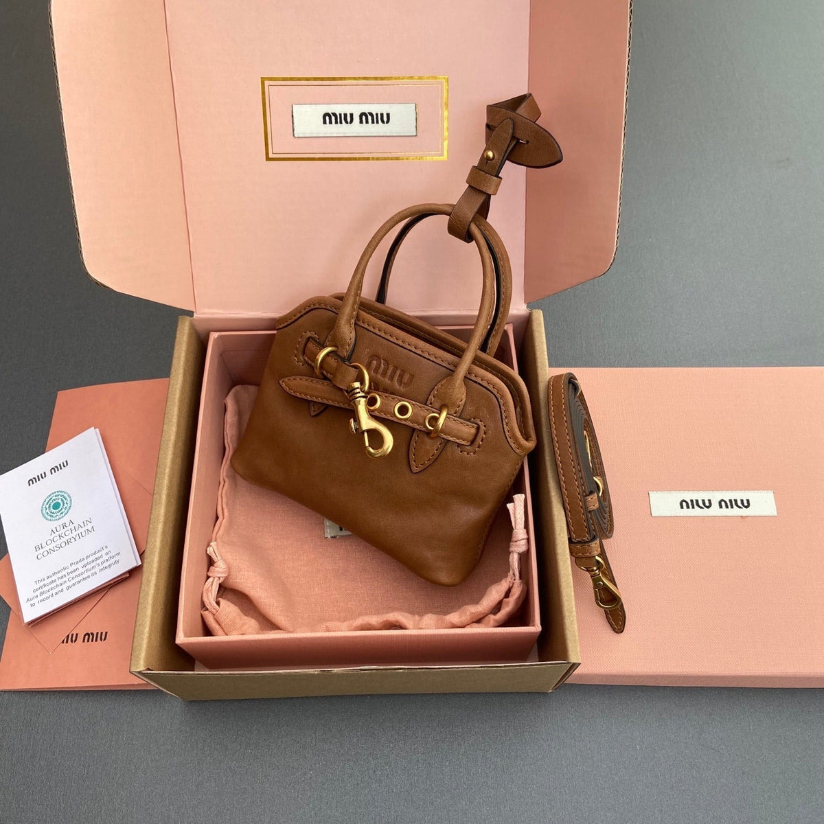Miu 12.5 Aventure Nappa Leather Bag Oak 240399
