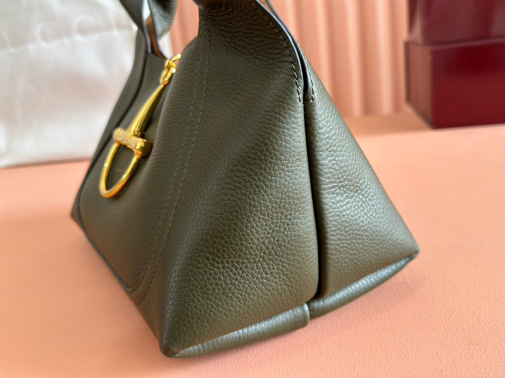 Gucci Softbit Shoulder Bag Green Calfskin