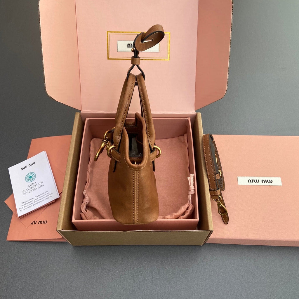 Miu 12.5 Aventure Nappa Leather Bag Oak 240399