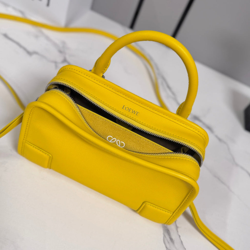 Loewe 2026 Amazona 180 Bag 20cm Yellow Soft Calfskin 289384