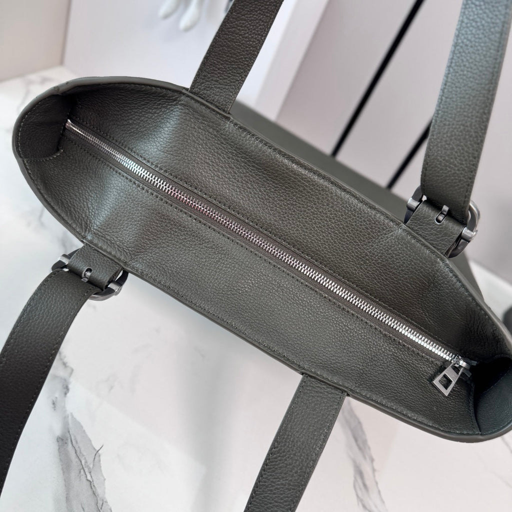 Loewe Loop Zipped Tote Bag Dark Khaki Grained Calfskin
