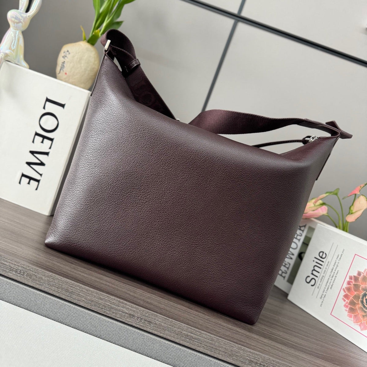 Loewe Cubi Crossbody Bag Chocolate Smooth Calfskin