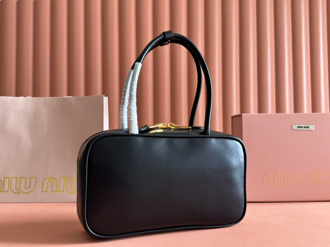 Miu Beau Top-Handle Bag 29 Black Leather 239691