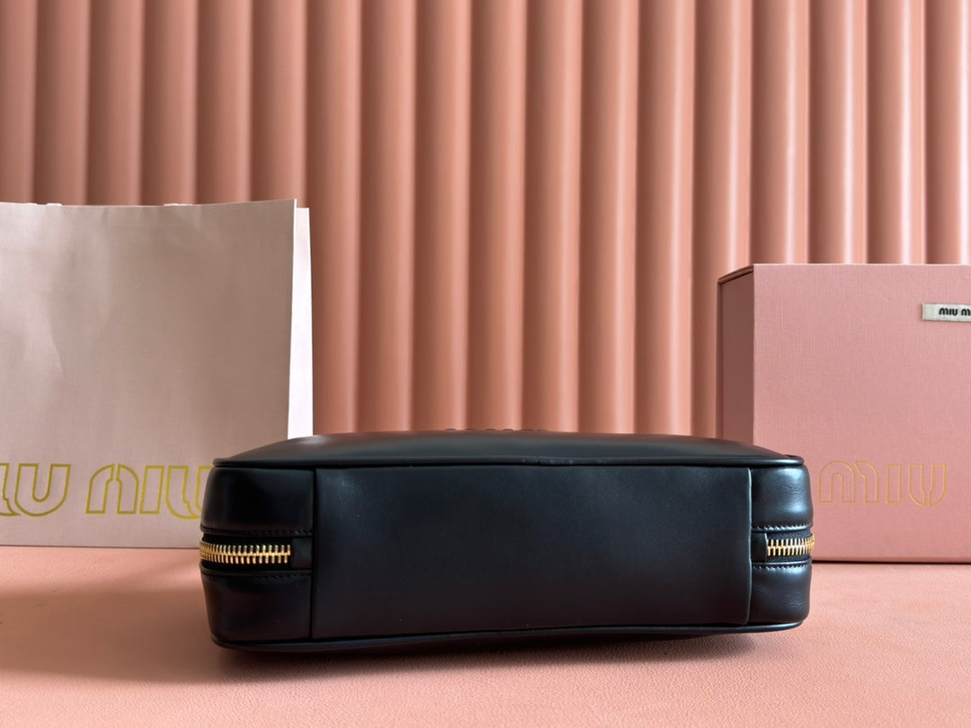 Miu Beau Top-Handle Bag 29 Black Leather 239691