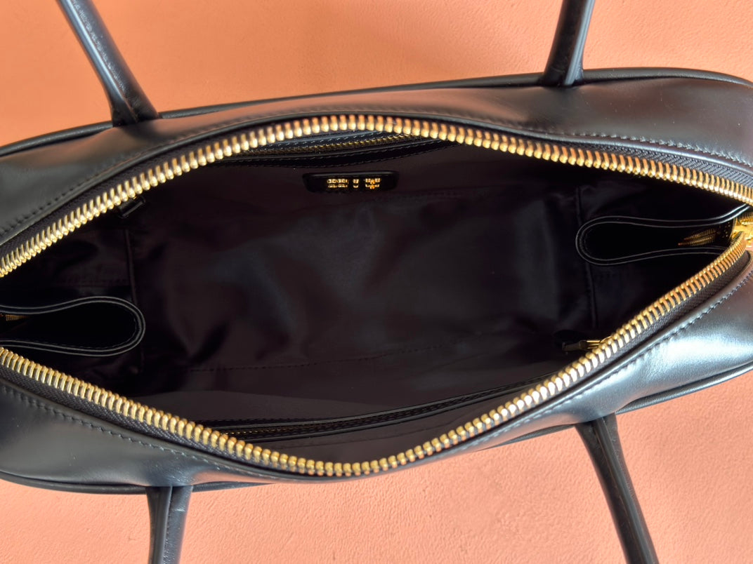 Miu Beau Top-Handle Bag 29 Black Leather 239691