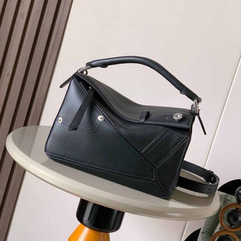 Loewe Panta Small Puzzle Bag 24cm Black Glossy Calfskin