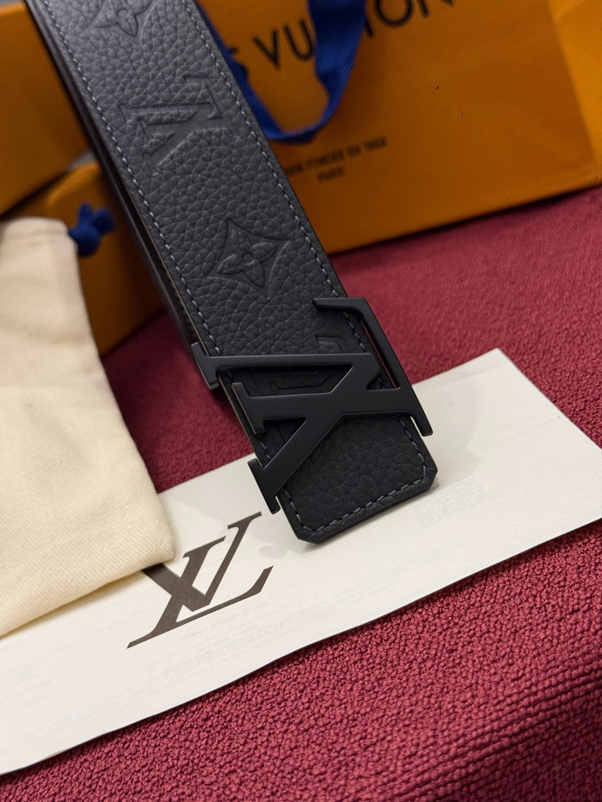 Louis Vuitton LV Initiales 40MM Reversible Belt Monogram Taurillon Black Hardware