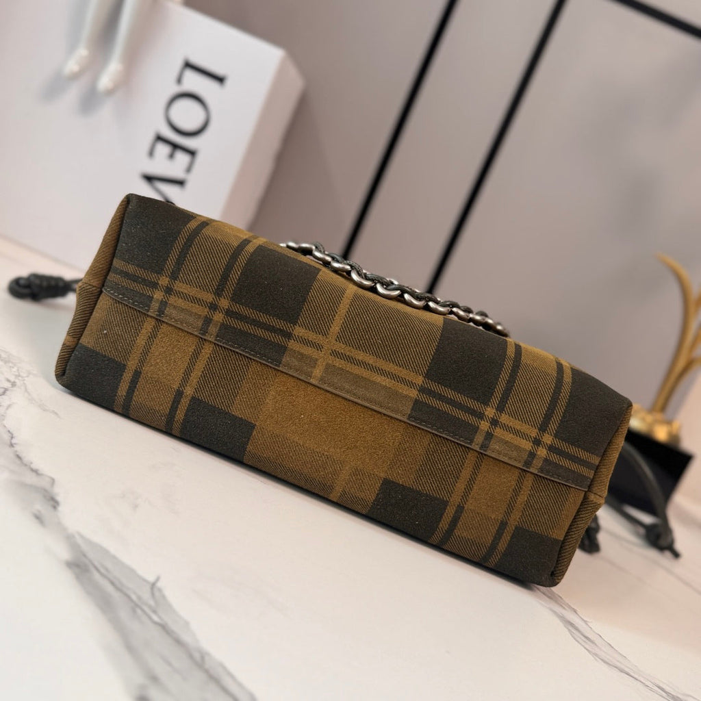 Loewe Flamenco Clutch Bag 30 Yellow Black Suede 280519