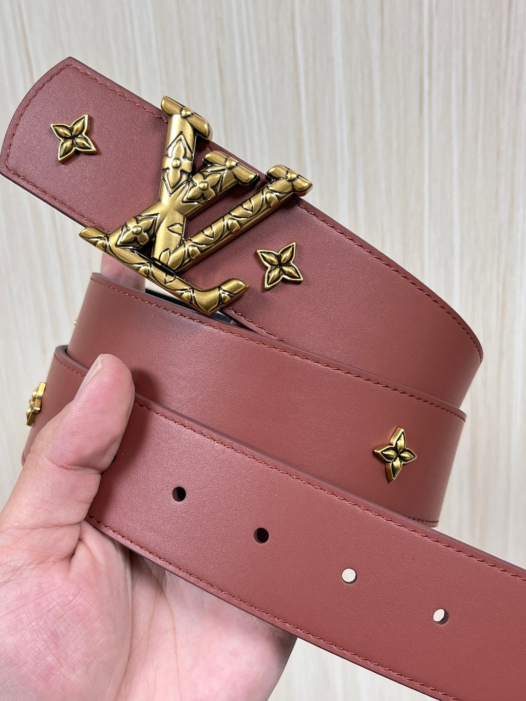 Louis Vuitton LV Dimension Drift Flower Studs 40mm Reversible Belt
