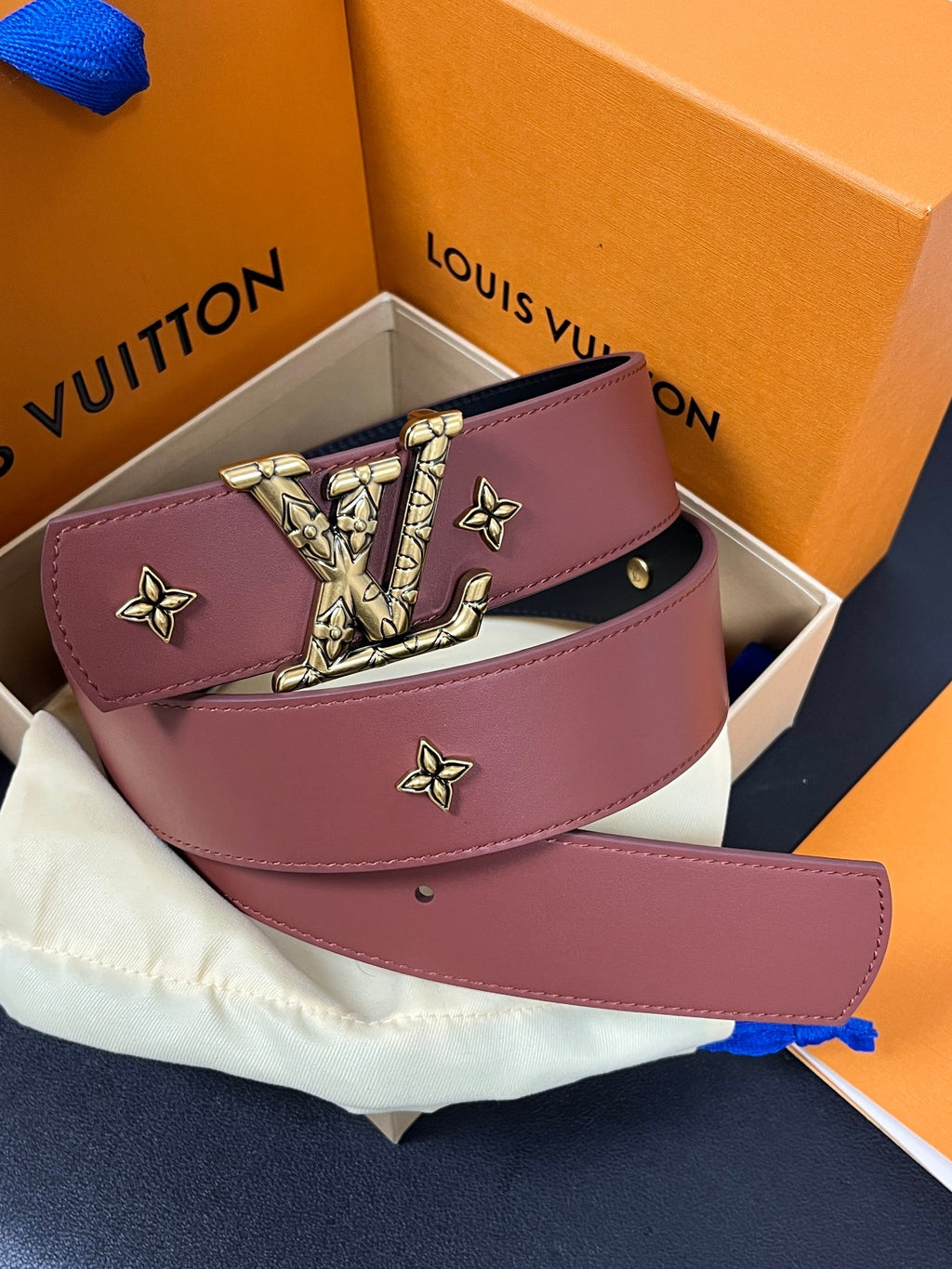 Louis Vuitton LV Dimension Drift Flower Studs 40mm Reversible Belt