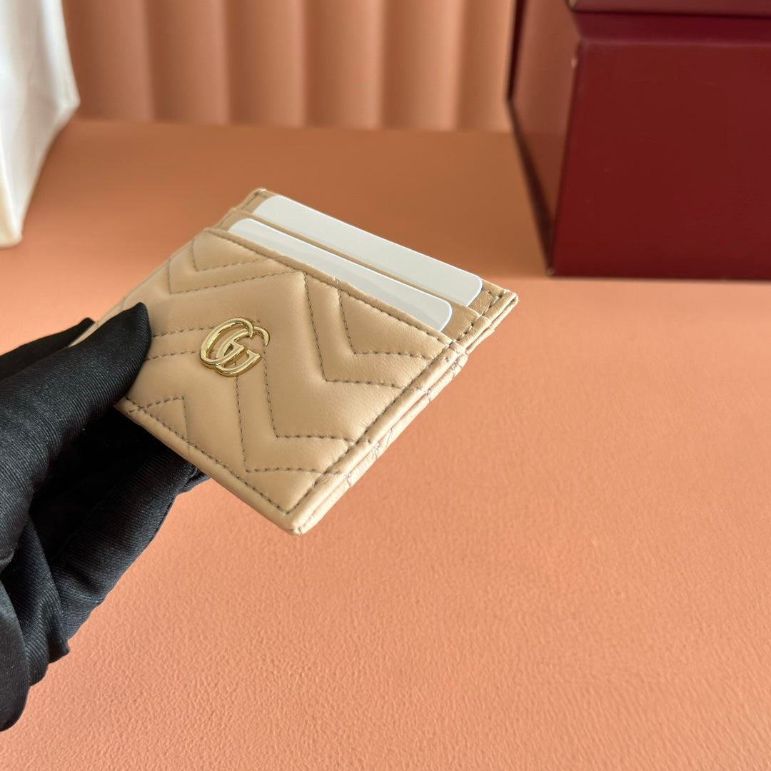 Gucci Marmont Card Wallet Beige Calfskin 254955