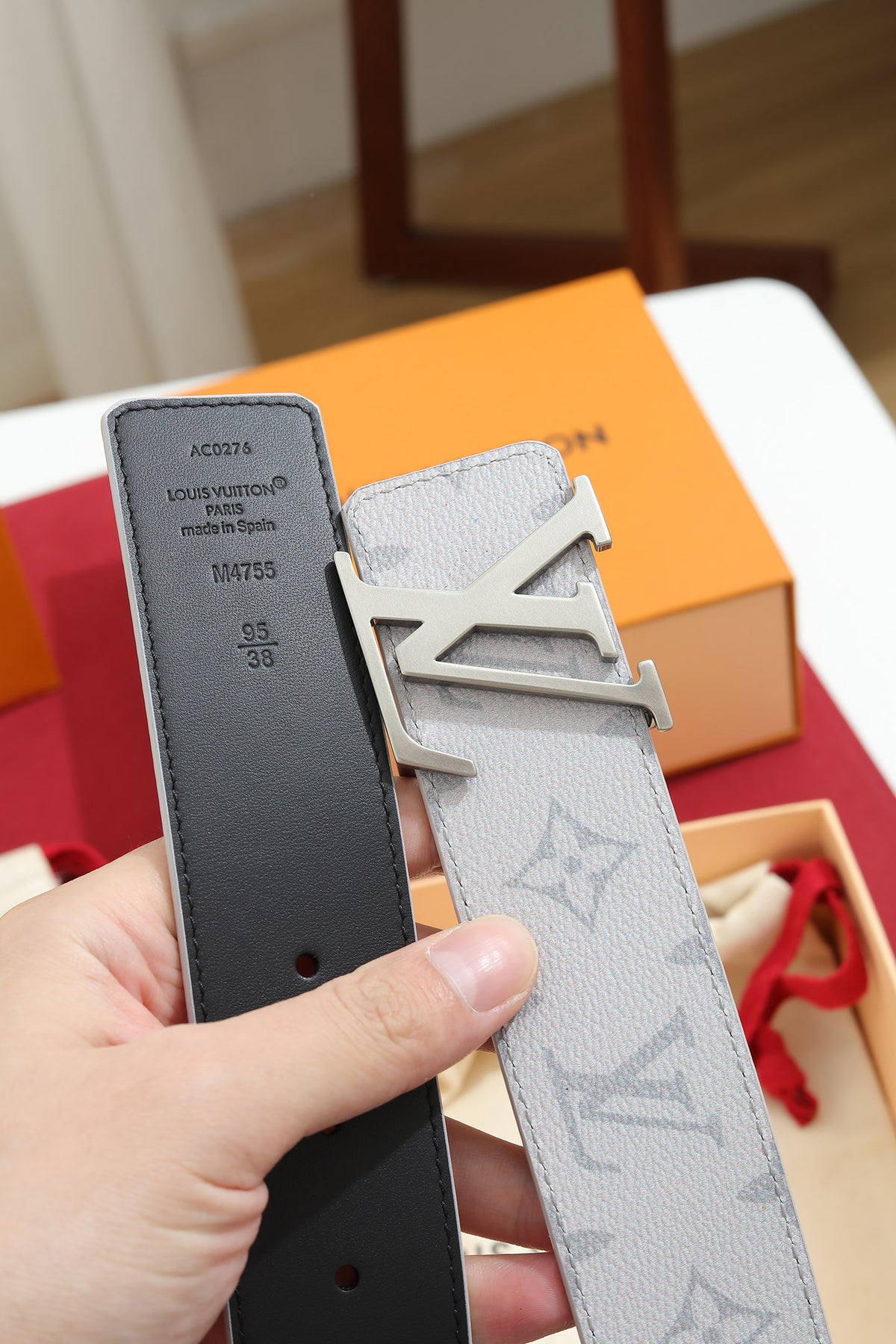 Louis Vuitton LV Initials Monogram Reflective 40MM Reversible Belt Grey