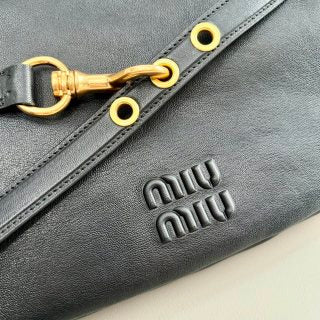 MiuMiu Aventure 25ss shoulder bag 33cm leather