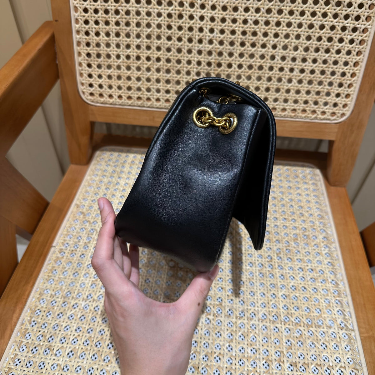 YSL Shoulder Bag 25 Black Calfskin