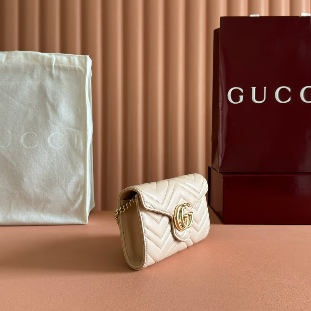 Gucci Marmont Chain Wallet Beige Cowhide 254972
