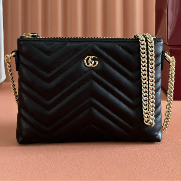 GG Marmont Pochette With Chain Black Cowhide 255061
