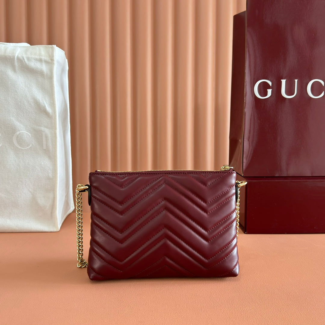 GG Marmont Pochette With Chain Rosso Ancora Red Cowhide 255062