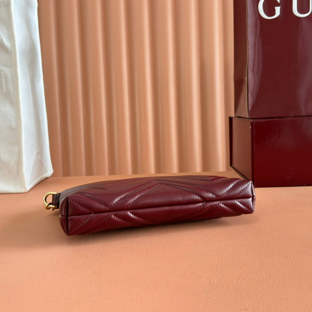 GG Marmont Pochette With Chain Rosso Ancora Red Cowhide 255062
