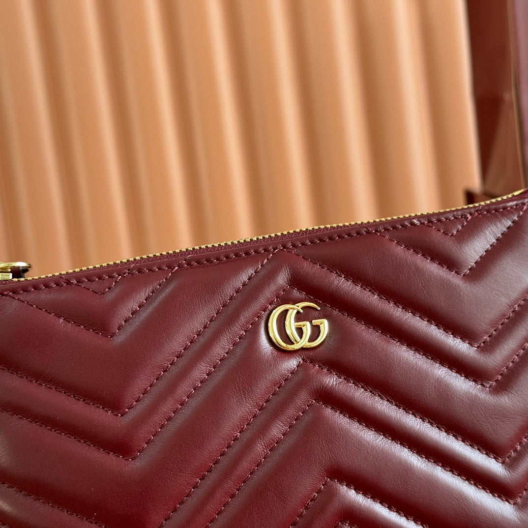 GG Marmont Pochette With Chain Rosso Ancora Red Cowhide 255062