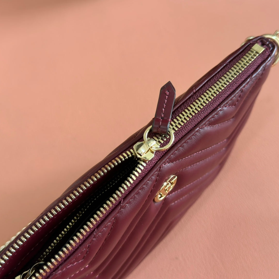 GG Marmont Pochette With Chain Rosso Ancora Red Cowhide 255062