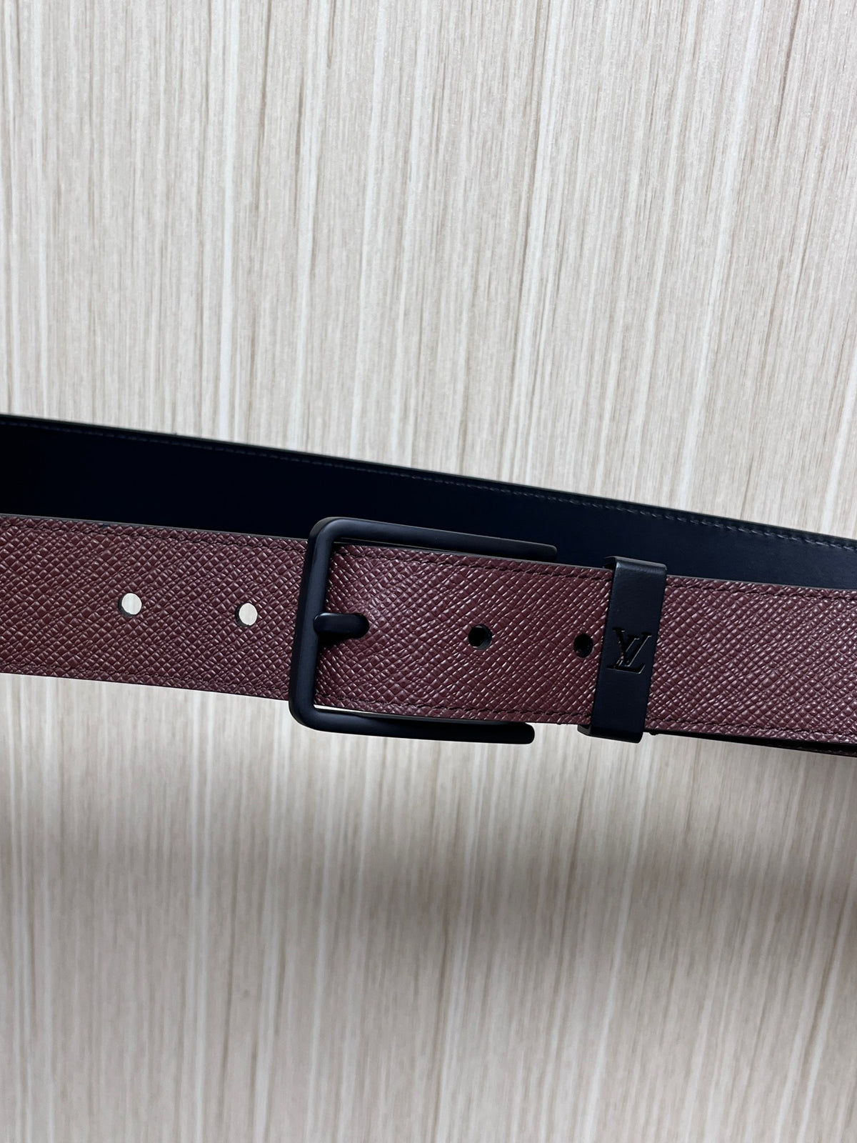 Louis Vuitton Pont Neuf 35MM Belt Taiga Leather Bordeaux