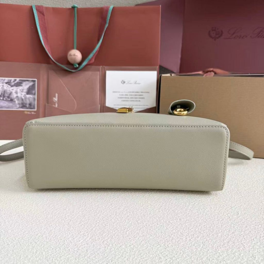 LP Extra Bag 27 Light Green Calfskin