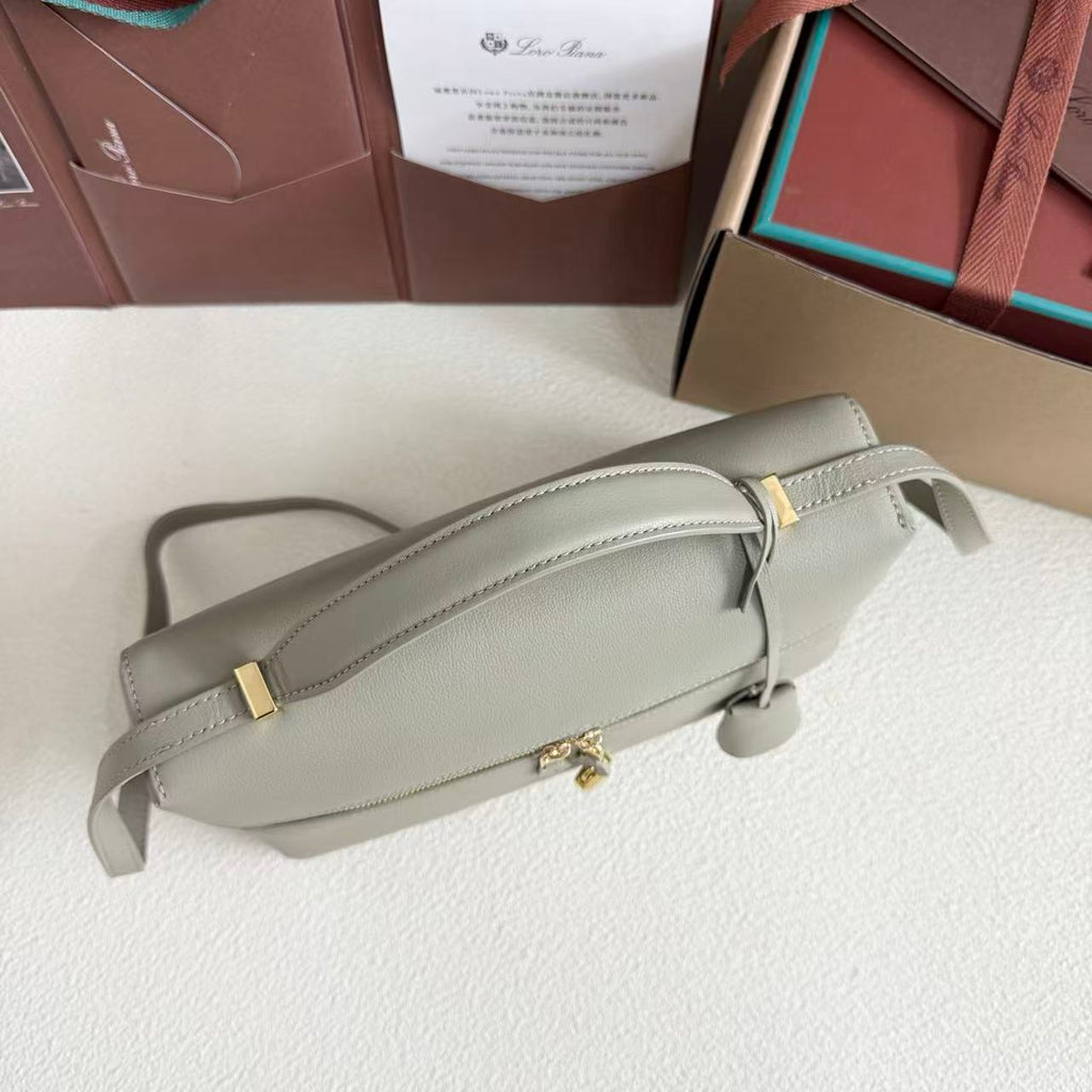 LP Extra Bag 27 Light Green Calfskin