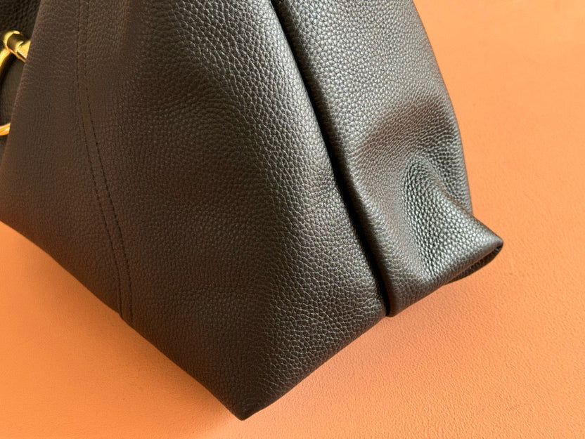 GG Softbit Shoulder Bag 46cm Black Grained Calfskin Gold Hardware