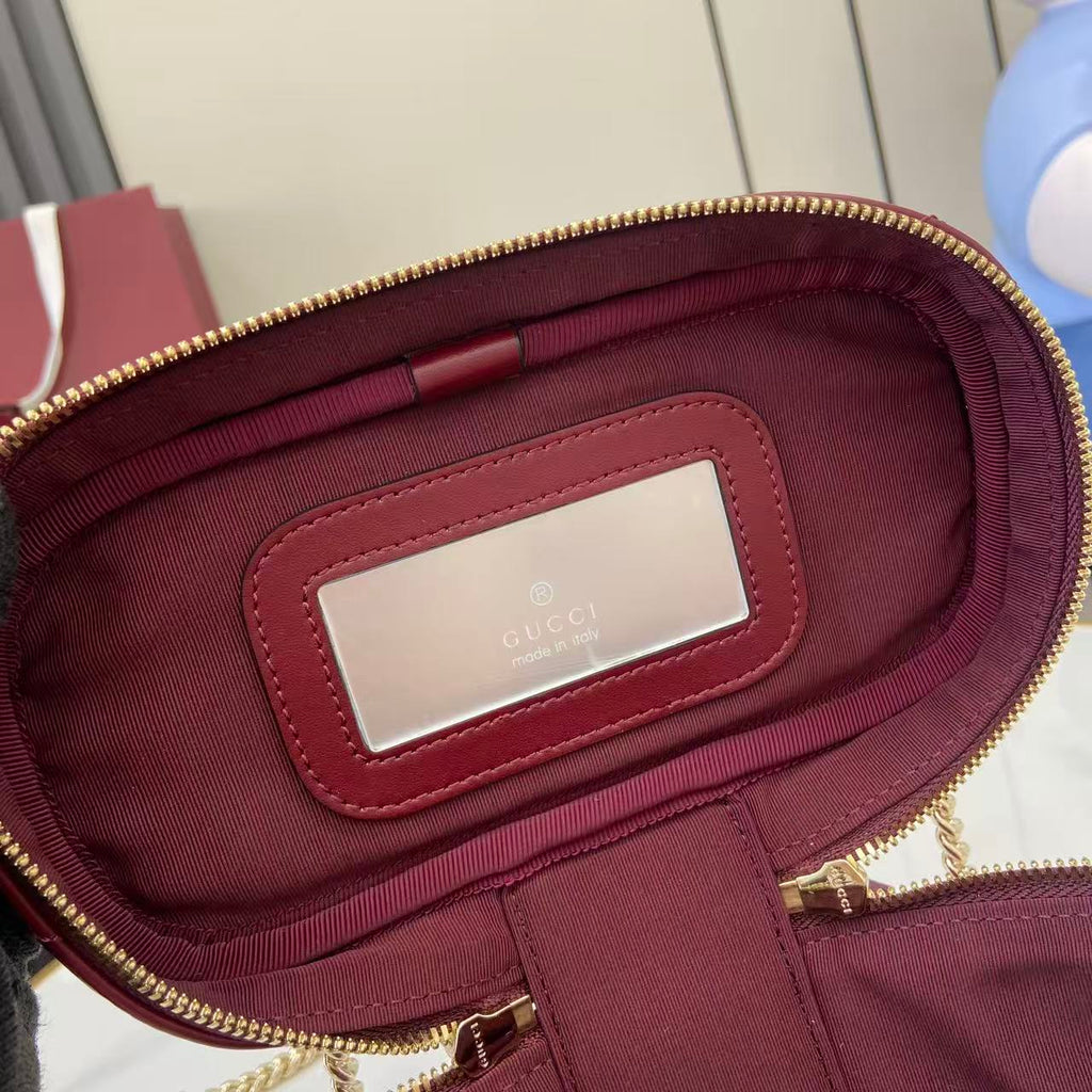 Gucci 25 Marmont Vanity Bag Rosso Ancora Red Cowhide 294900