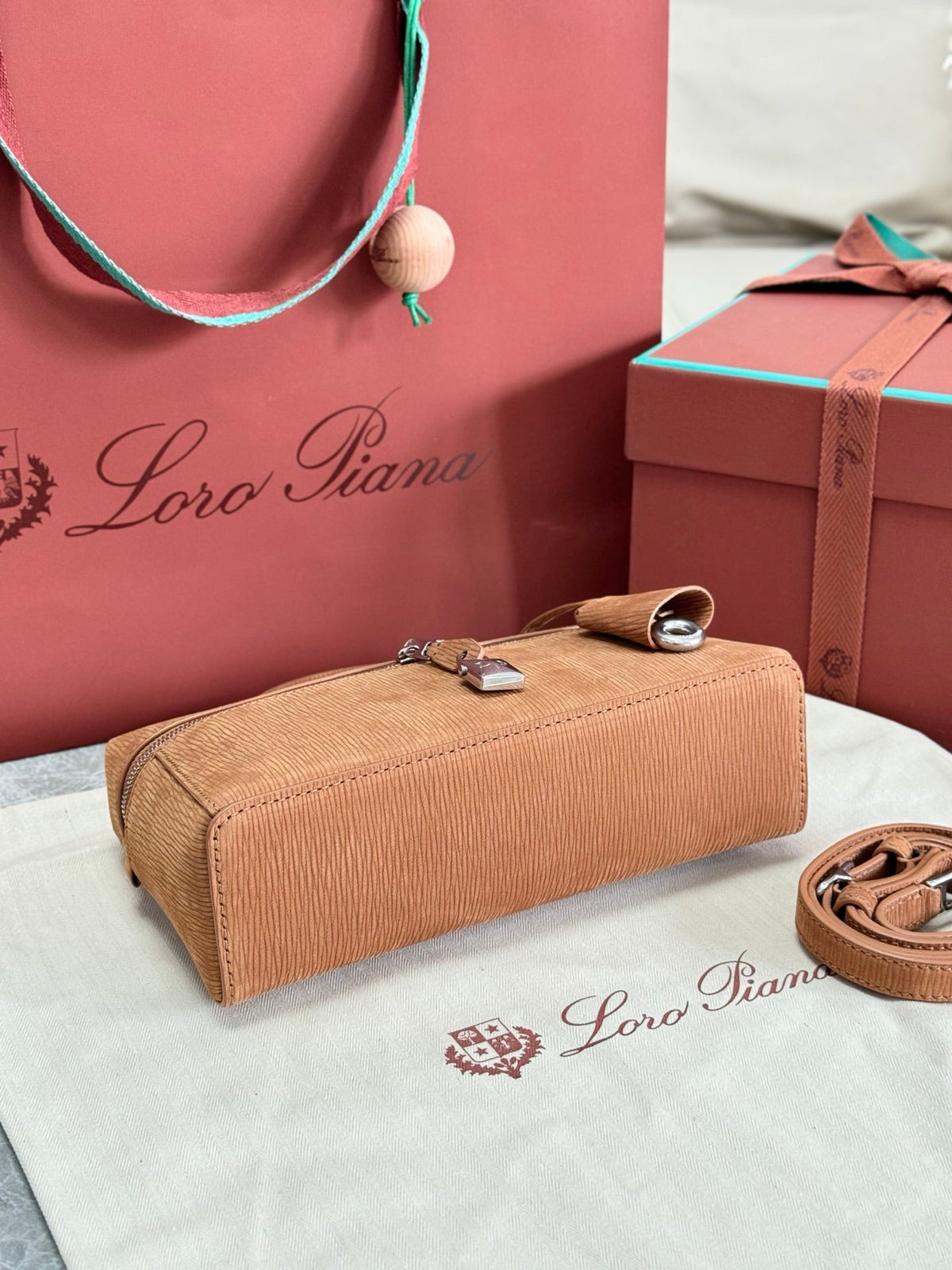 LP Extra Pouch L23 Brown Ripple Leather 282146