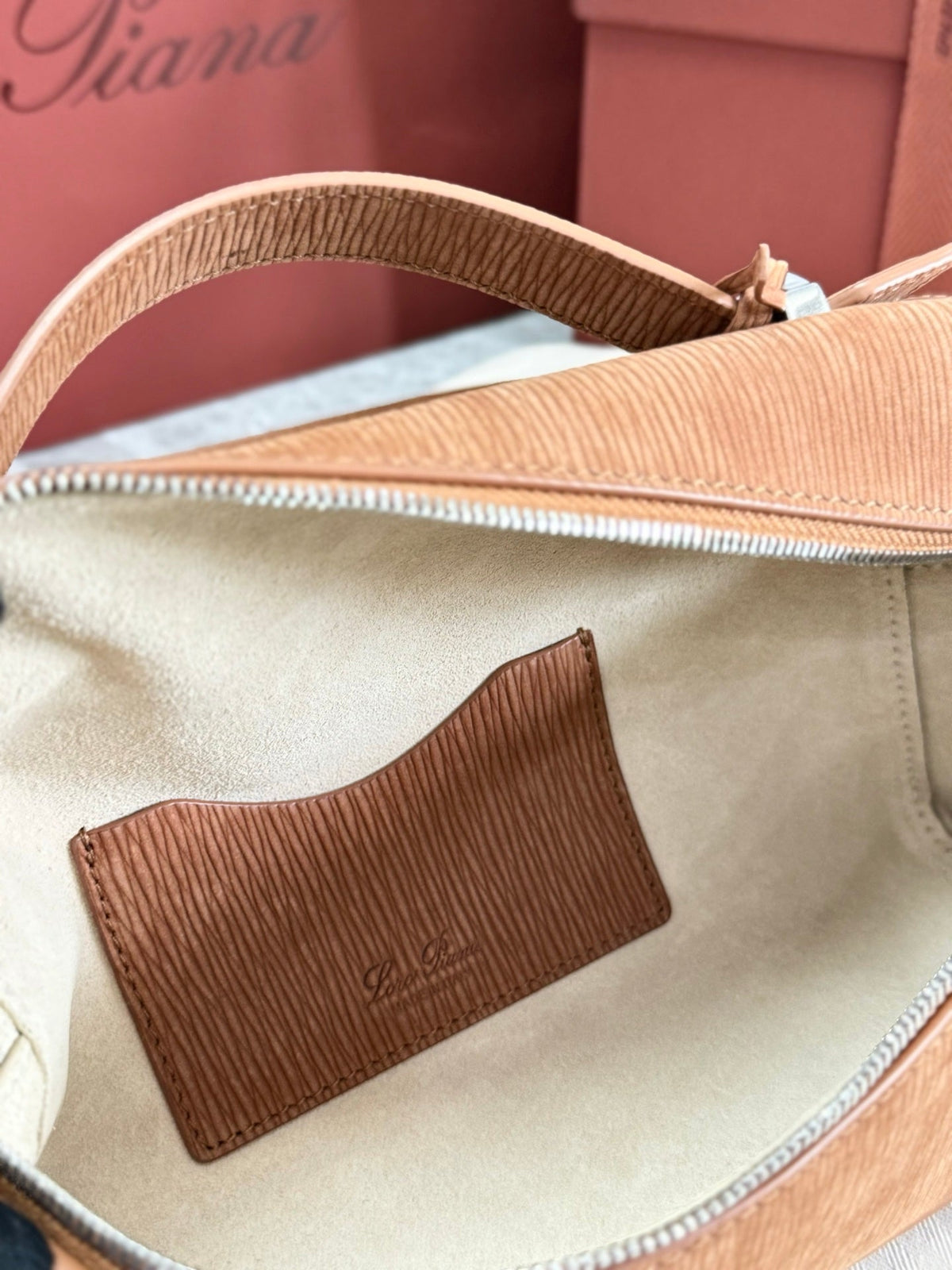 LP Extra Pouch L23 Brown Ripple Leather 282146