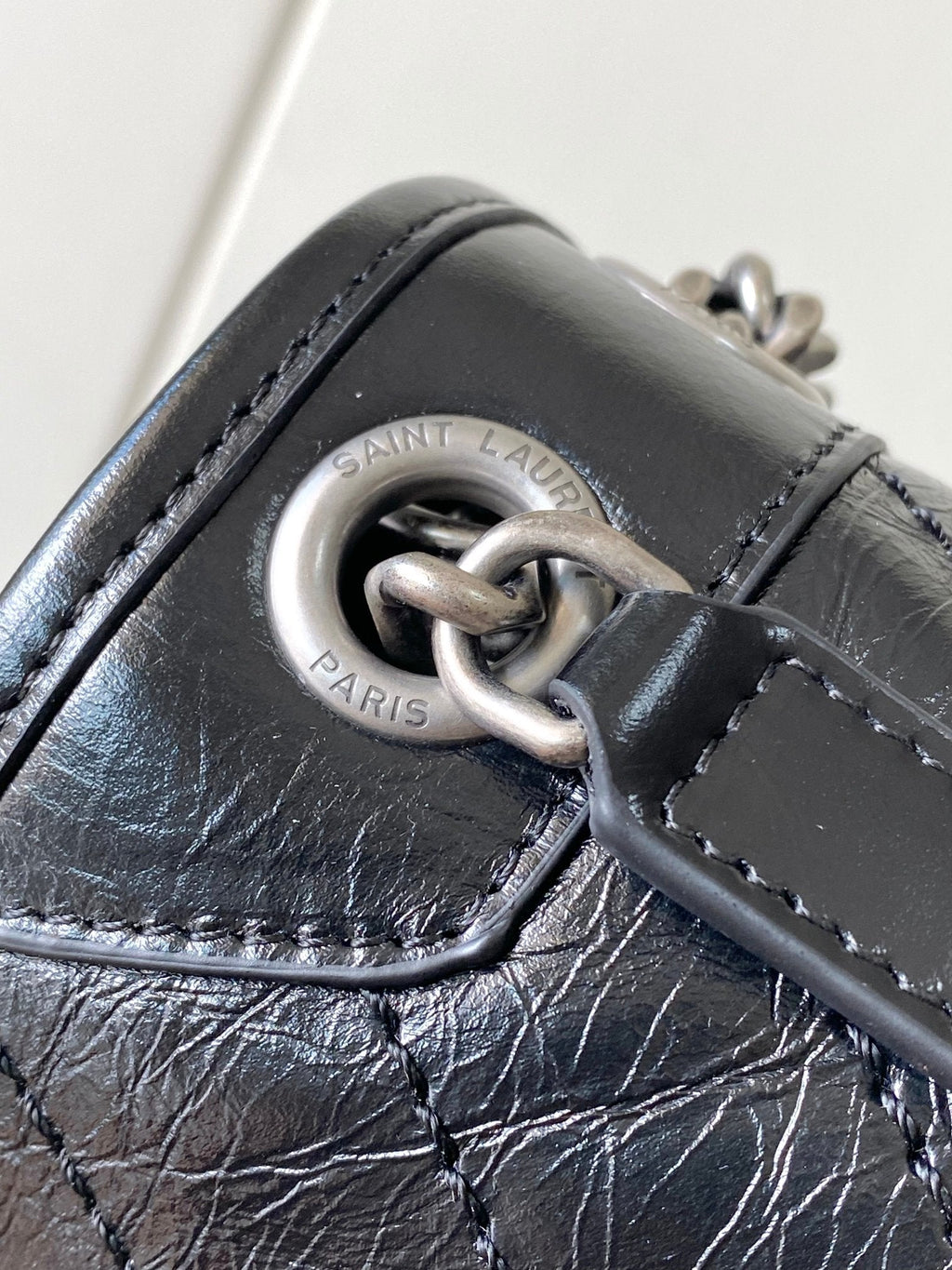 Niki Baby Shoulder Bag 28cm Full Black Glossy Leather 286052