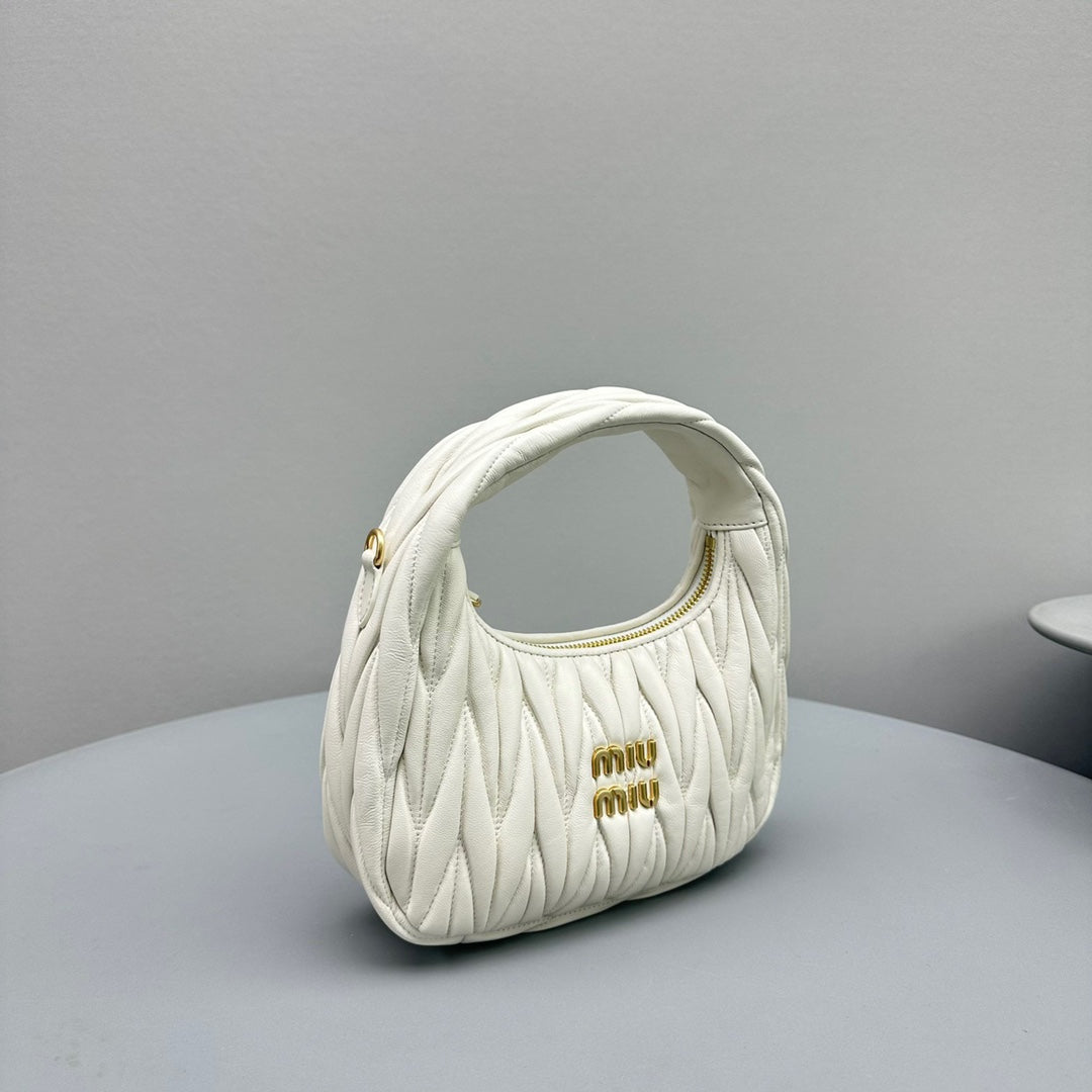 MINI HOBO 20 BAG IN WHITE LAMBSKIN