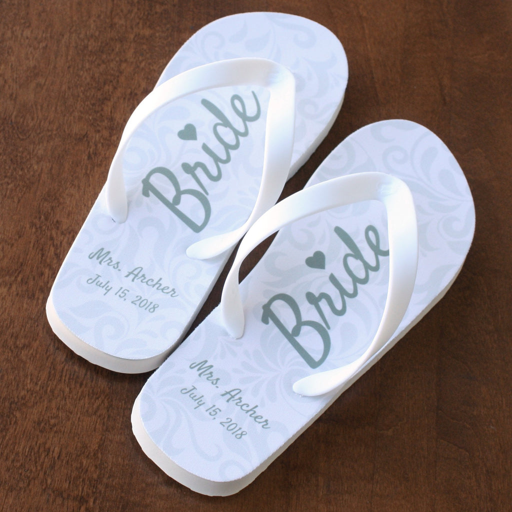 Personalized Bride flip flops - Custom Wedding Sandals with Name / Date, Ivory Bottom Soles