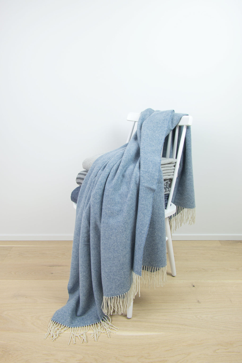 Cashmere Merino Wool Throw Blanket: Light Blue Herringbone Weave