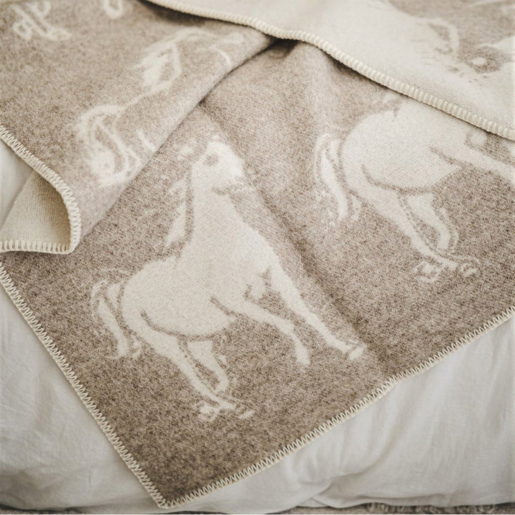 Horse Blanket: Natural New Zealand Wool Reversible Throw (130x200cm)