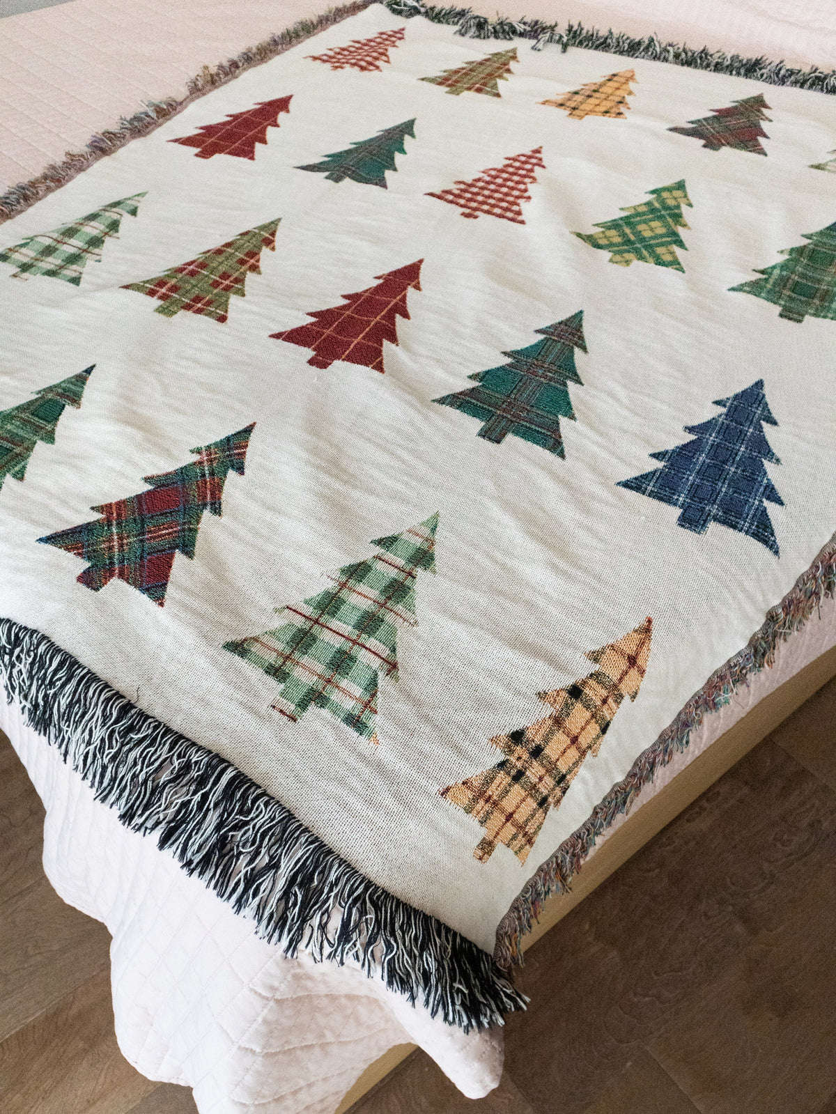 Plaid Trees Christmas Blanket: Woven Cotton Throw for Winter Decor, Gift for Him Her Mom Dad, Holiday Cozy Decor, Tartan, Farmhouse Xmas