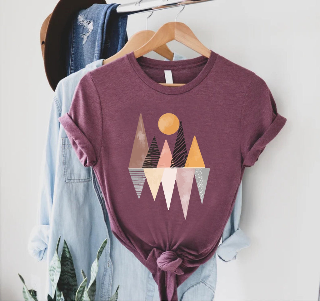 Geometric Shirt,Minimalist Shirt For Women,Geometric Design T-Shirt,Gift For Her,Geometric Art Shirt,Graphic Tee Shirt,Aesthetic Clothing