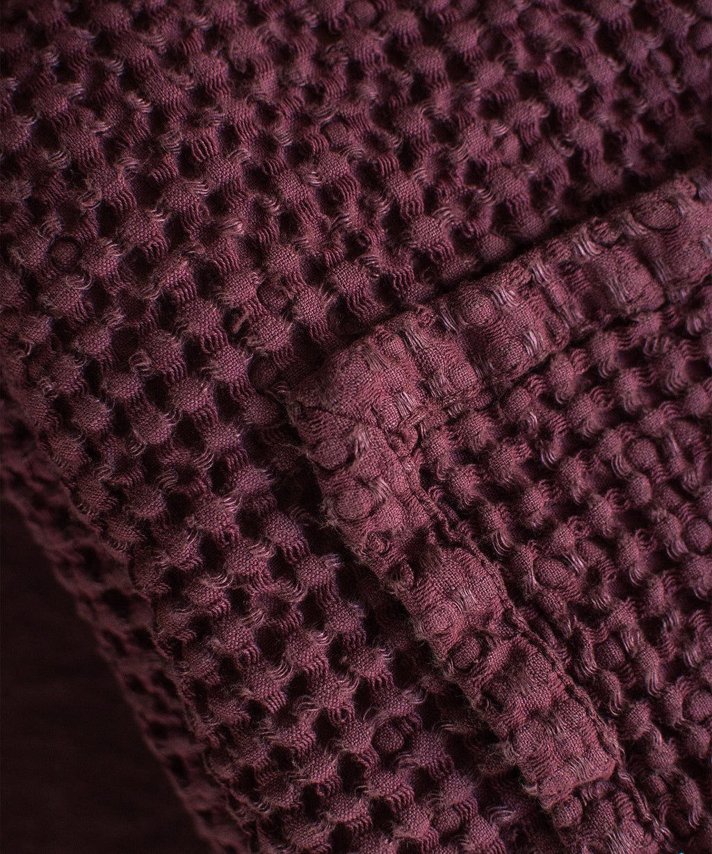 BURGUNDY LINEN WAFFLE Throw. Stonewashed Deep Ruby Linen Bed Throw Blanket in Soft Waffle Pattern. Natural Linen Waffle Red Throw Blanket