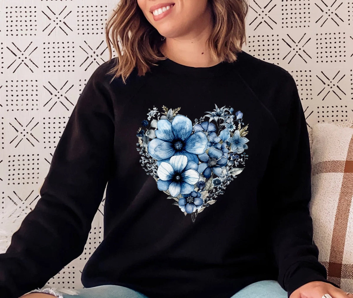 Flower Tee Shirt, Botanical Tee, Boho Tee, Wildflower Shirt, Plant Shirt, Botanical Shirt, Retro Floral T-shirt, Gardener, Trendy, Plant Tee