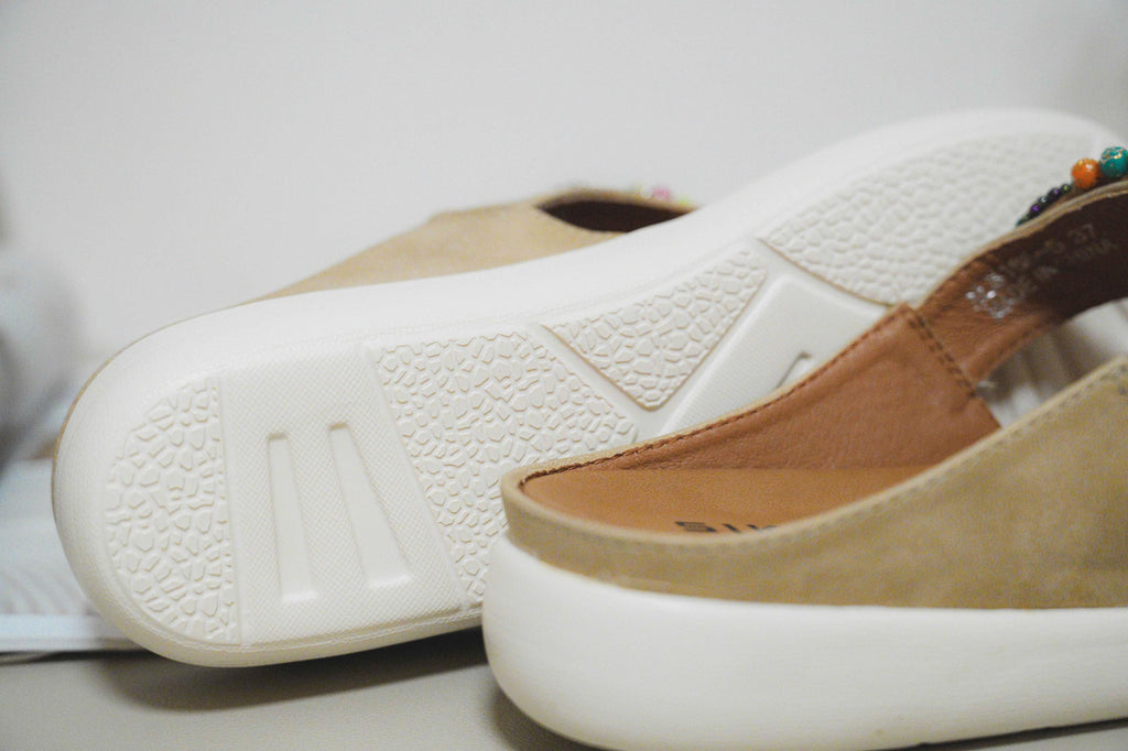 ShoGoGo - Women's Sandal | Comfortable | Colorful | Brown | Gifts for Her | Gemstones | Black | Flip Flops | Summer Shoe | Beach | Seashells