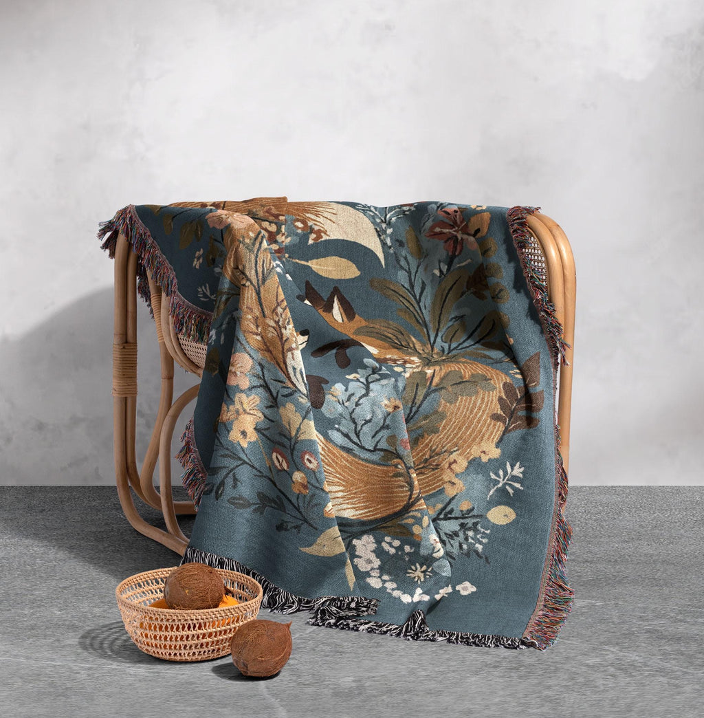 Fox and Floral Woven Blanket 100% Cotton with Enchanting Woodland Design, Cozy Decorative Throw for Nature and Animal Lovers, Cottagecore