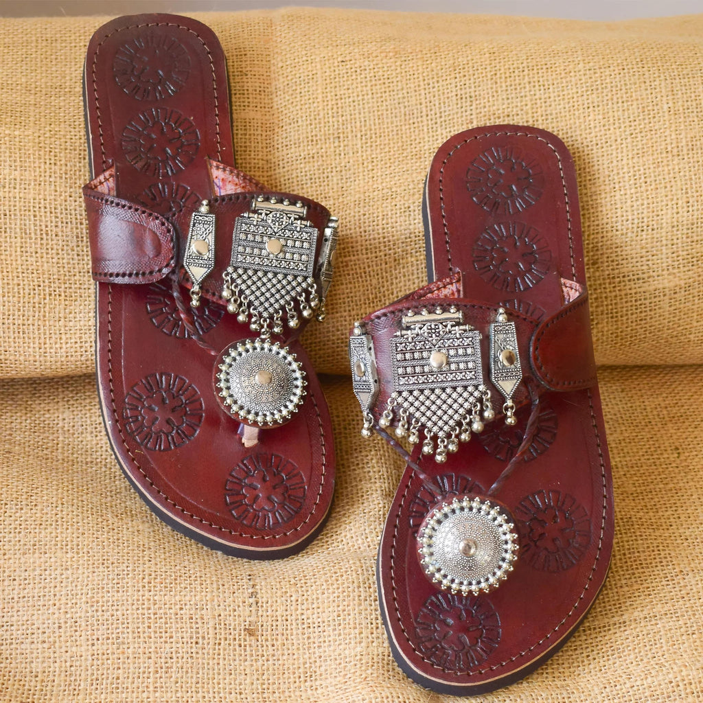 Handmade Leather Kolhapuri Sandals: Silver Ghungroo Boho Bridal Flats