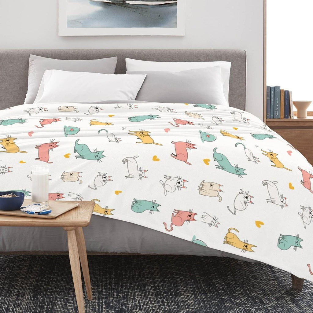 Cozy Cat Flannel Throw Blanket - Soft Plush Fleece for Pet Lovers, Bedrooms, and Couches