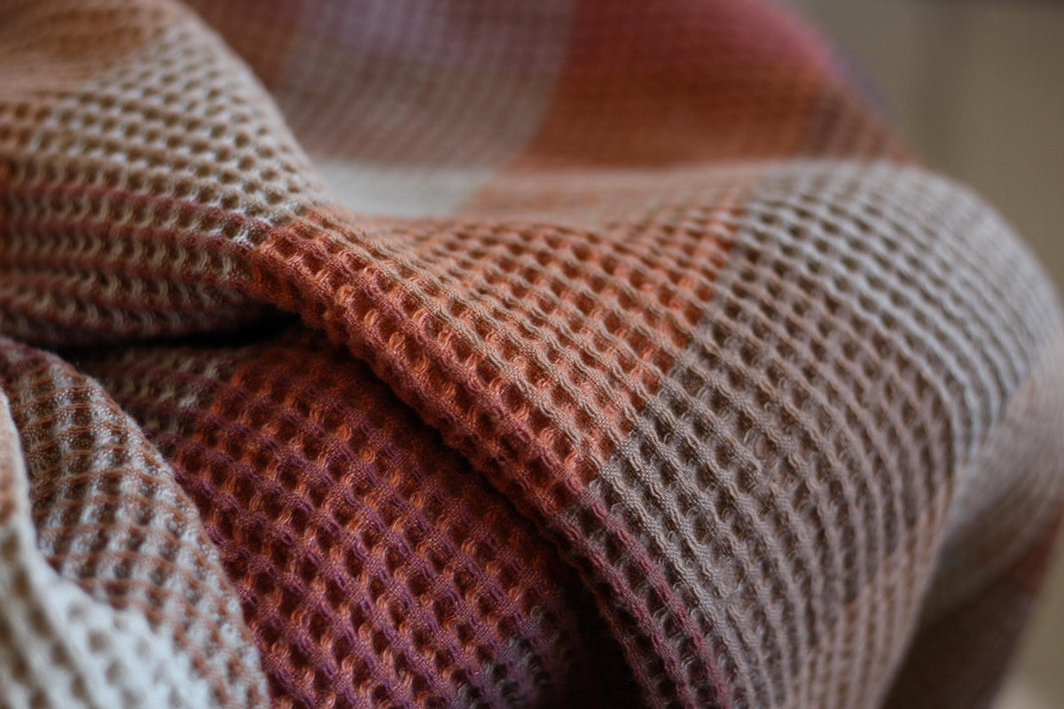 Oversized Waffle Linen Throw Blanket: Soft Cotton Blend, Gift Box