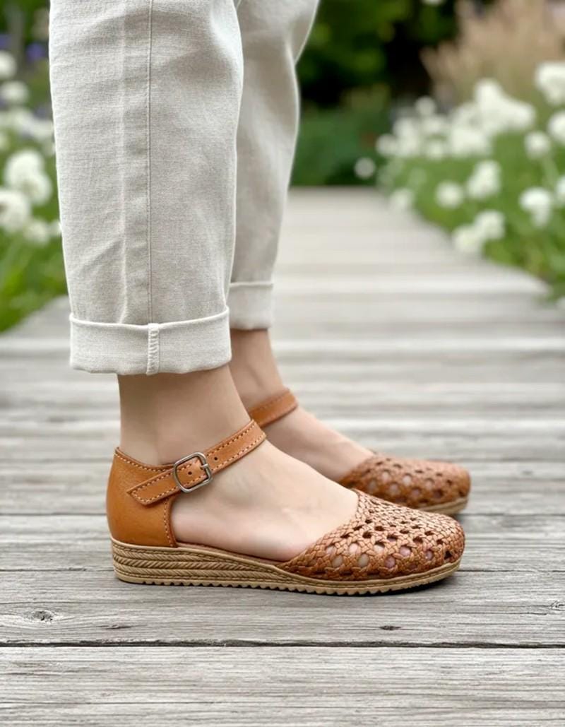 Mexican Leather Sandals with Ankle Strap for Women, Leather Huarache sandals - Mexican Boho Women Shoes - lether sandals - mexican style