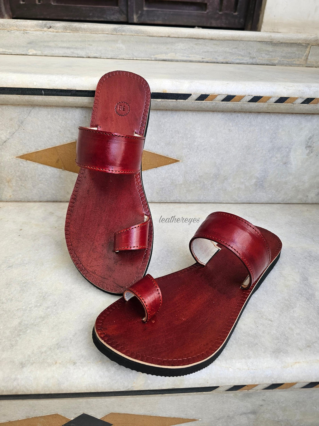 Traditional genuine cherry tan colors leather flat toe ring sandals greeques for women