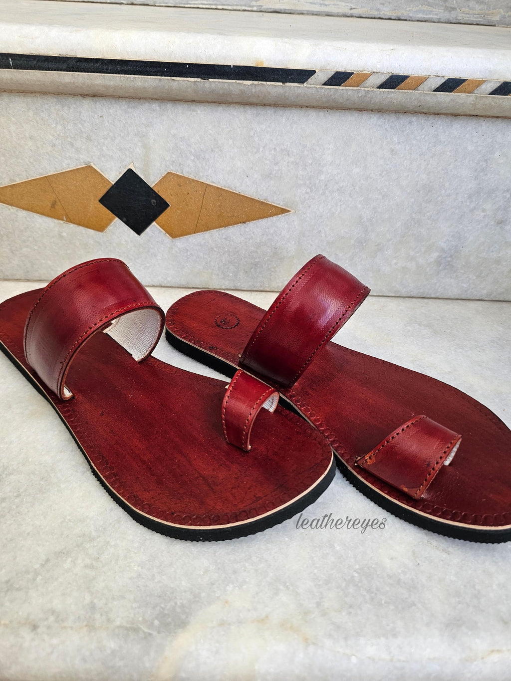 Traditional genuine cherry tan colors leather flat toe ring sandals greeques for women