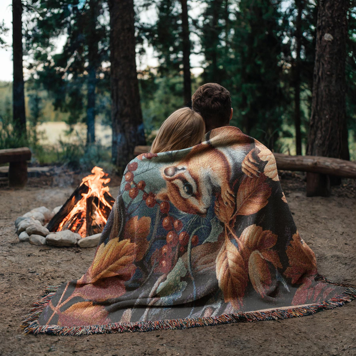 Autumn Squirell Woven Blanket | Fall Leaves Woodland Throw